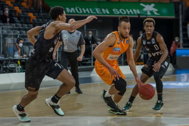 赛与欧洲冠 赛与欧洲冠